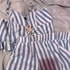 A striped cropped set